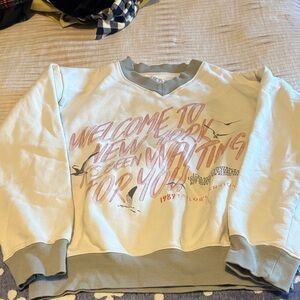 1989 Taylor Swift Crewneck - Medium